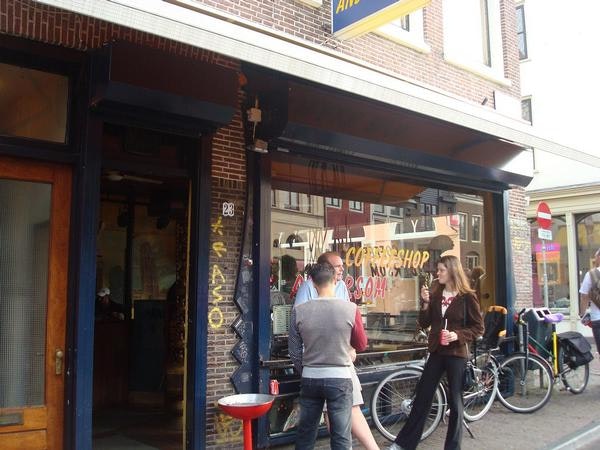 Het wordt in Utrecht makkelijker om een coffeeshop over te nemen