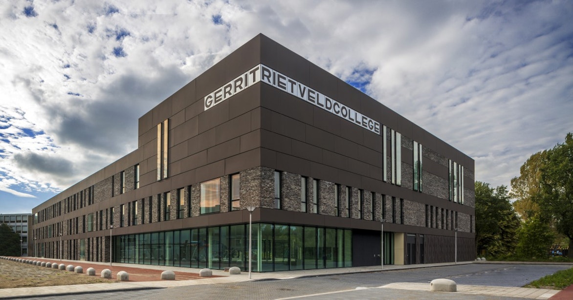 Nieuw Gerrit Rietveld College gaat woensdag eindelijk open