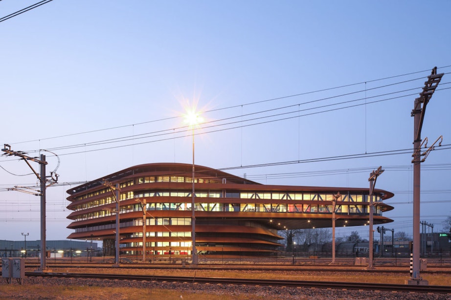 Foto’s: De ultramoderne verkeersleidingspost in Utrecht in gebruik genomen