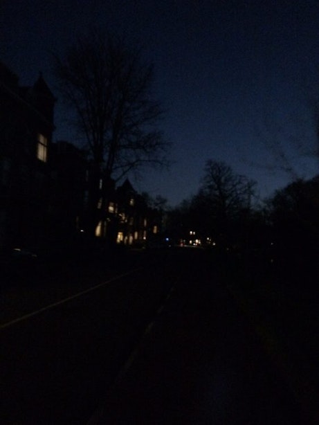 Update: Na Stroomstoring Zuilen ligt nu de straatverlichting in het centrum eruit