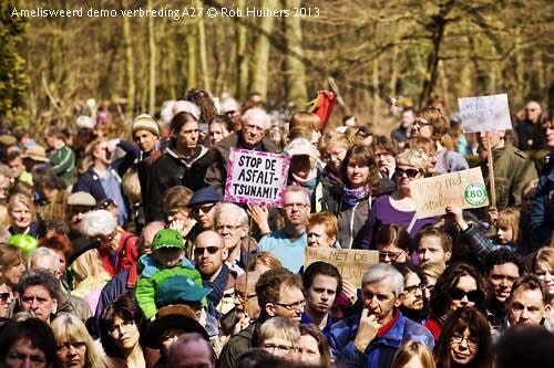 Duizend man protesteren in bos Amelisweerd, vandaag debat Tweede Kamer