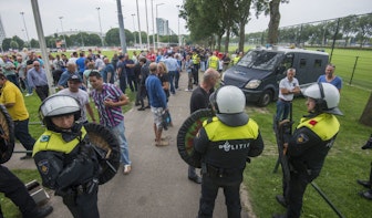 ME ingezet tijdens oefenwedstrijd FC Utrecht-Derby County: supporters opgepakt