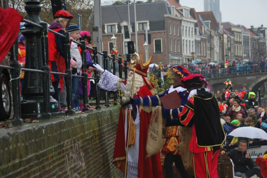 Sinterklaas vaart vandaag Utrecht binnen!