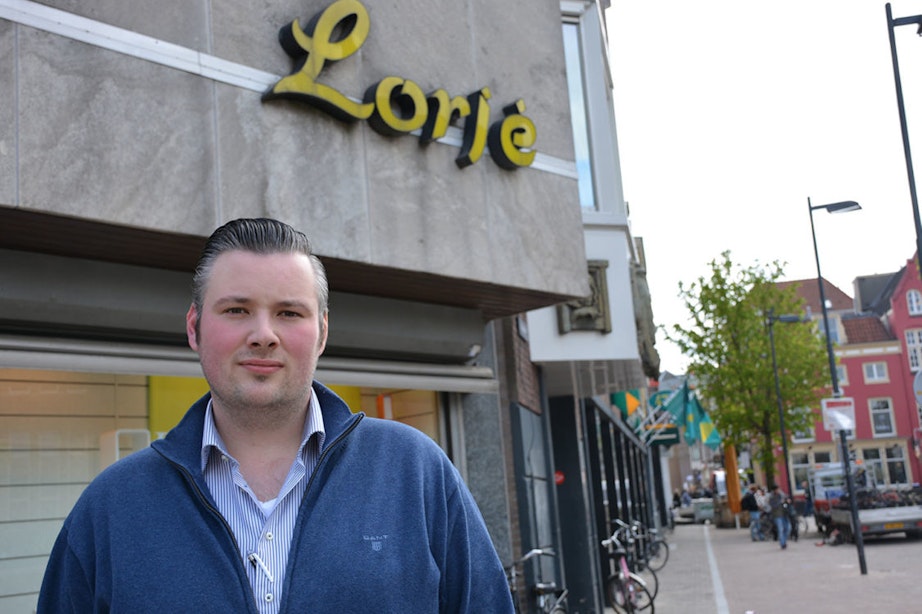 Op bezoek bij kantoorvakhandel Lorjé: ‘Burgemeester Jan van Zanen koopt bij ons zijn Waterman vulpen’