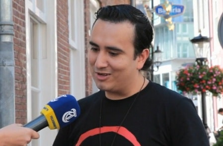 Priesterstudent in Utrecht bedreigd door twee moslims wegens nasrani-symbool op zijn T-shirt