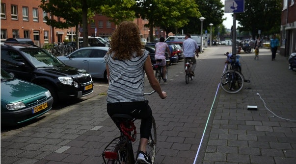 Utrechtse fietsers kunnen eerste persoonlijke verkeerslicht-assistent ter wereld testen