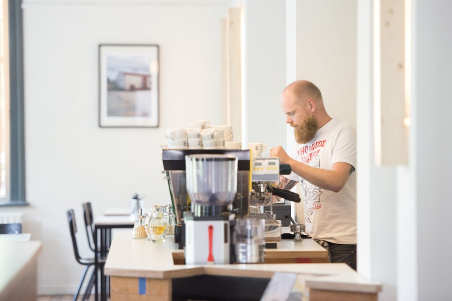 RAAK maakt korte documentaire over koffietentjes in Utrecht: “Ik was ontzettend nieuwsgierig”