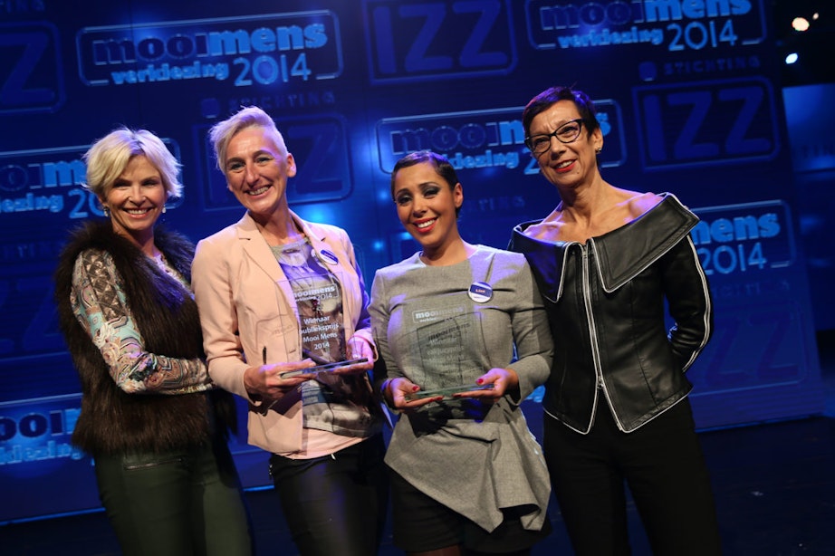 Utrechtse Lisa Tarmidi wint met haar LifestyleStore TNL  Mooi Mens Verkiezing 2014