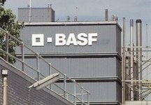 GroenLinks: leg productie BASF voorlopig stil
