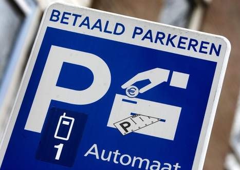 Op straat parkeren in de binnenstad wordt volgend jaar duurder
