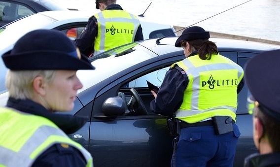 Politie deelt 1.627 bekeuringen uit na grote controle in Utrecht