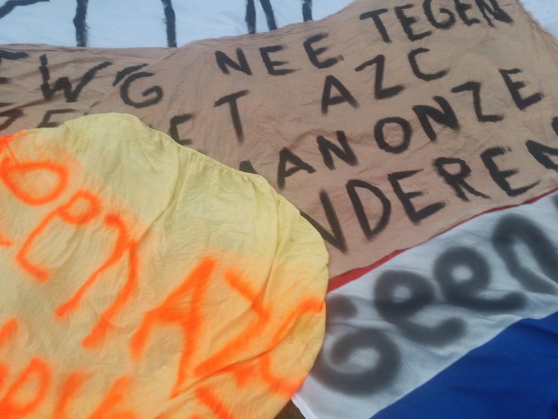 Legitimatie nodig bij bewonersavond vluchtelingen Overvecht: ‘FC Utrecht-hooligans komen langs’