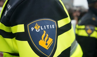 Politienieuws: Straatroof na bedreiging met steekvoorwerp in Overvecht