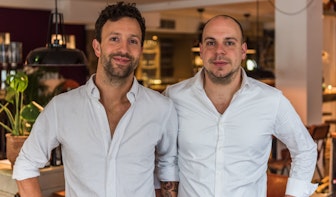 Broers David en Dimitri van ‘Aandacht voor eten’ openen tweede restaurant in Biltstraat