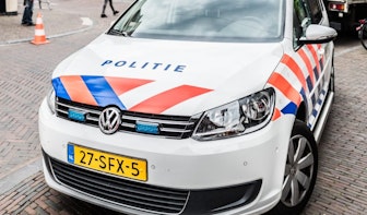 Politieauto in brand gestoken in Leidsche Rijn