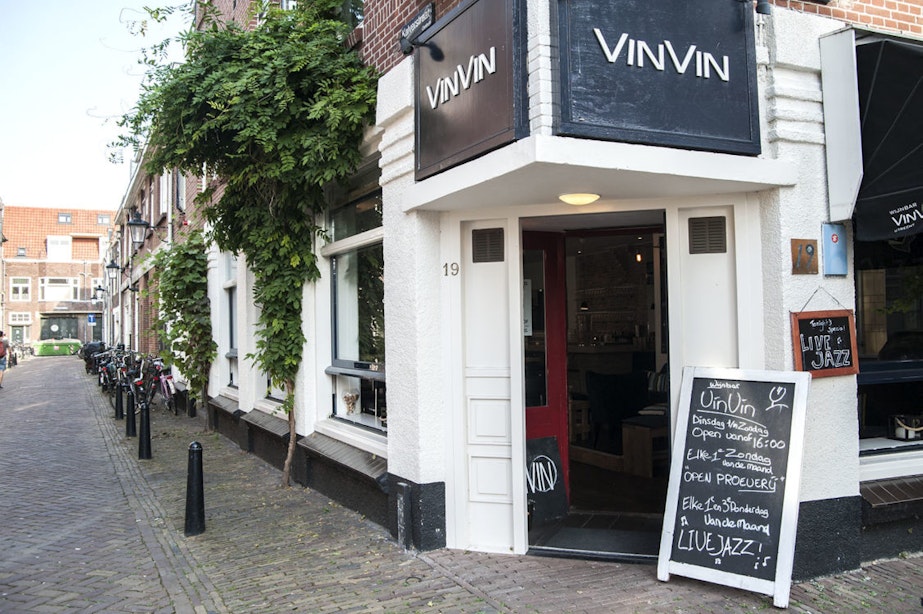 Utrechtse wijnbar VinVin maakt kans op titel ‘Wine Bar of the Year’