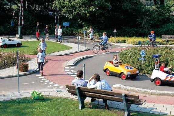 Vervoer uitjes Nederland; van verkeerspark tot automuseum - Reisliefde