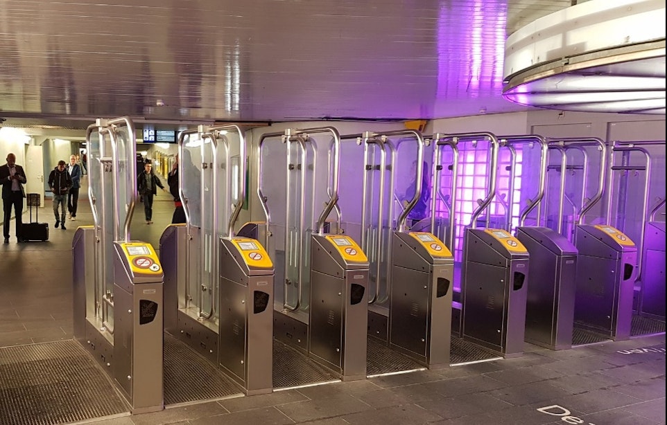 Utrecht Centraal binnenkort op slot voor mensen zonder OV-chipkaart