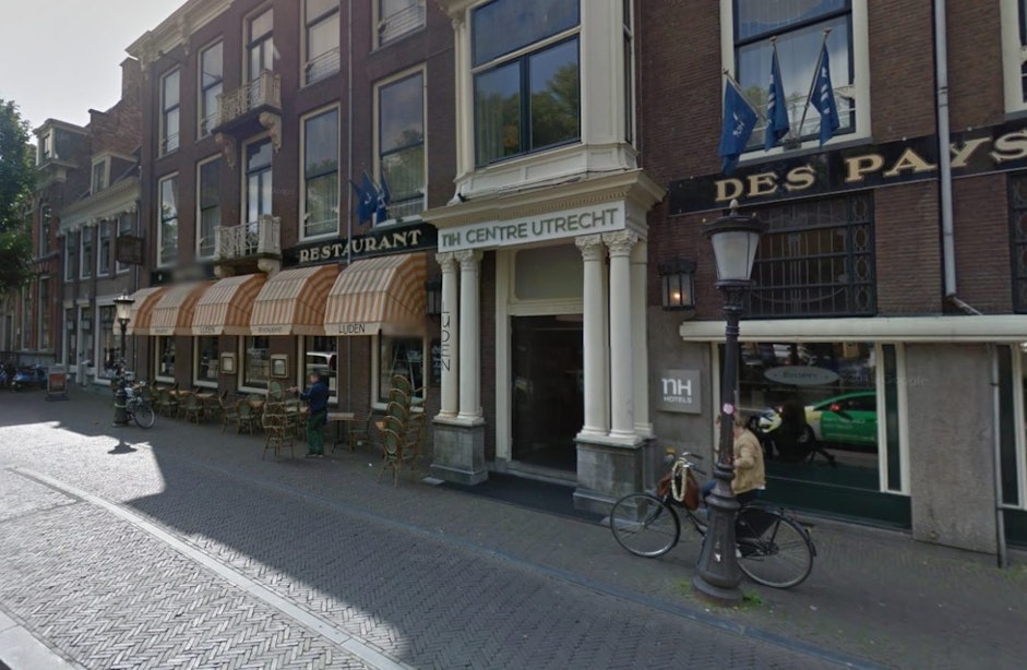 Politie gaat hotels in Utrecht af op zoek naar Engelssprekende man