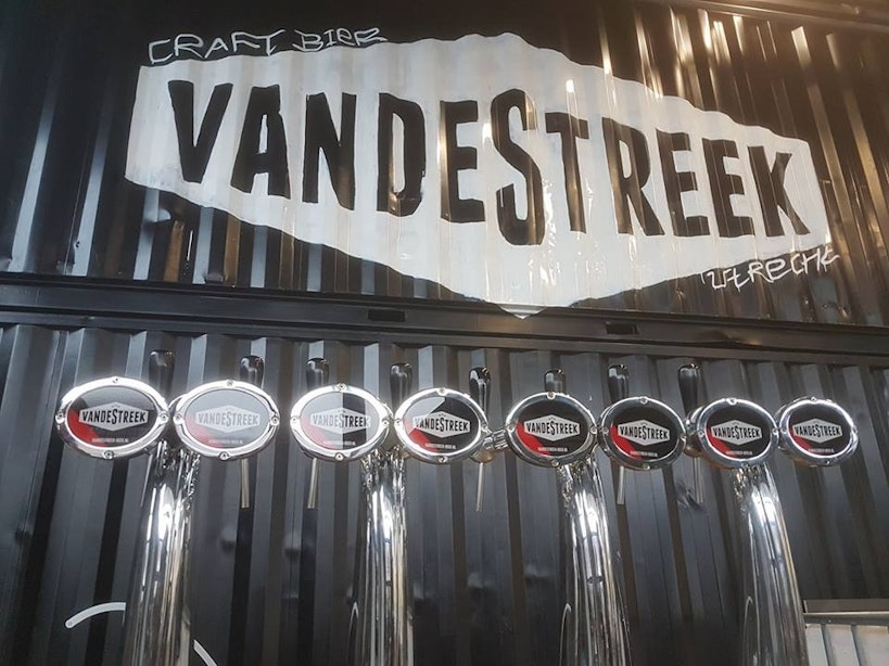 VandeStreek opent brouwerij in Overvecht: ‘Het eerste bier is gerijpt op Utrechts eikenhout’