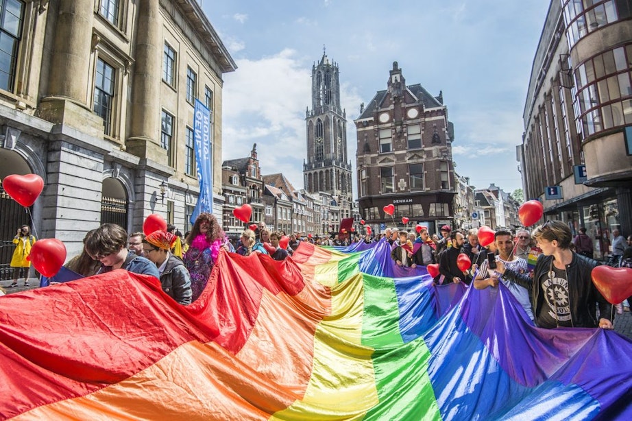 Foto’s: optocht van LHBT-gemeenschap door Utrecht