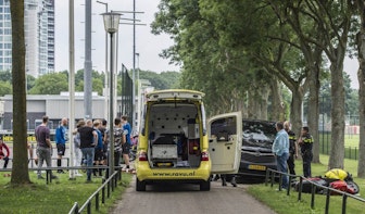FC Utrecht-speler Leeuwin aangereden door scooter bij Zoudenbalch