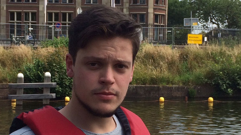 Utrechtse zeilinstructeurs redden jongen van verdrinkingsdood bij de Muntkade