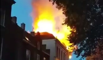 Uitslaande brand in gebouw Maliesingel