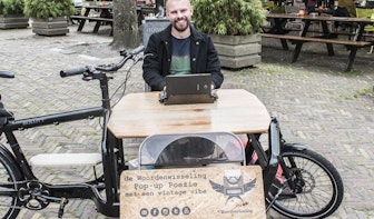 Het weekend van Sjaak Kroes, straatdichter in Utrecht: ‘Hoe meer mensen mij geven, hoe meer ik terug kan geven’