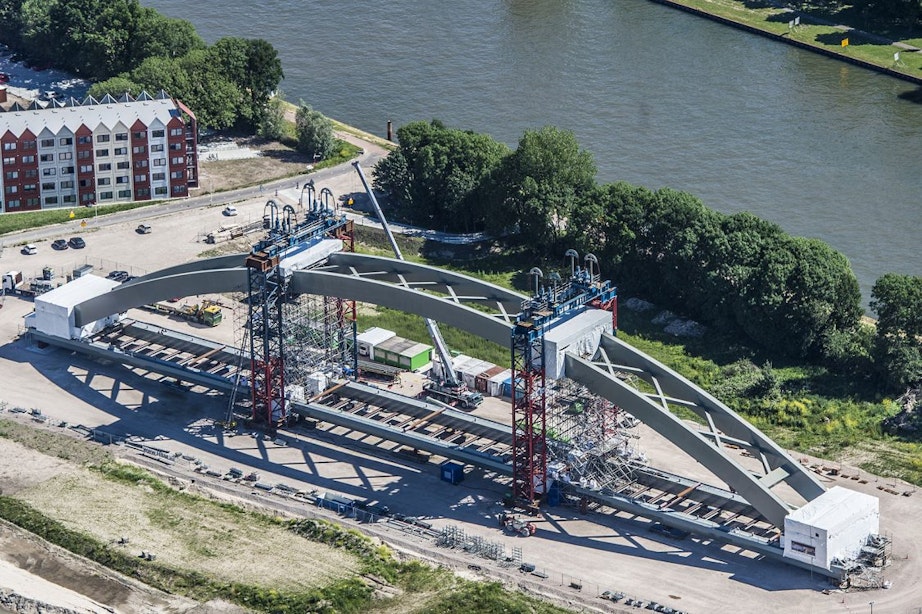 Megaoperatie nieuwe spoorbrug Utrecht: hele weekend omleidingen