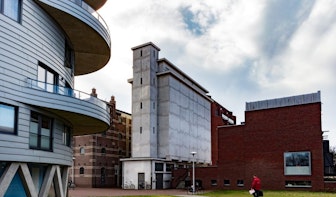 Monumentale Cereol Silo in Oog in Al staat te koop