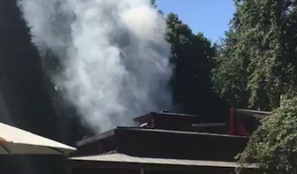 Theehuis Rhijnauwen ontruimd vanwege brand