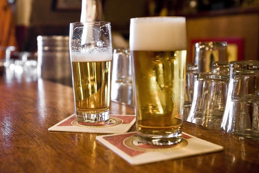 ‘Utrechtse bezorgdiensten controleren niet op leeftijd bij verkoop alcohol aan minderjarigen’