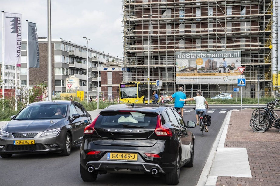 Gemeente doet onderzoek naar verkeersveiligheid in Kanaleneiland-Zuid in Utrecht