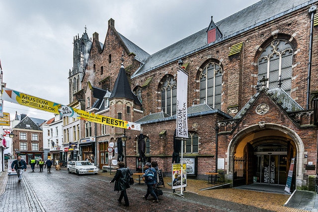 Gemeente Utrecht toont begrip, maar zegt op te treden tegen culturele instellingen die uit protest openen
