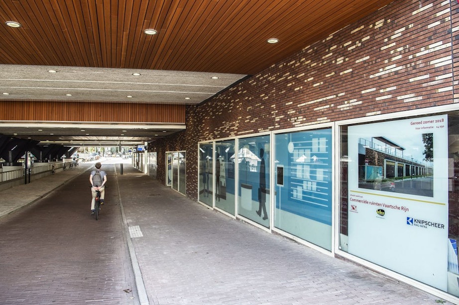 Supermarkt Coop gaat winkel openen onder station Utrecht Vaartsche Rijn
