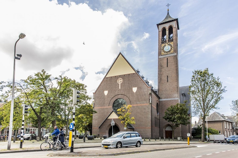 St. Antoniuskerk aan de Kanaalstraat wordt beheerd door de buurt: ‘Een oase van rust’