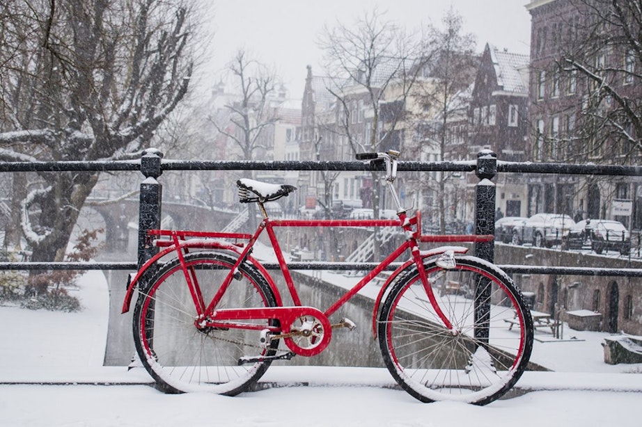 Lichte sneeuwval in Utrecht