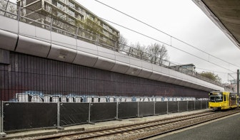 20 meter lange graffiti bij 24 Oktoberplein verwijst naar verdachte aanslag