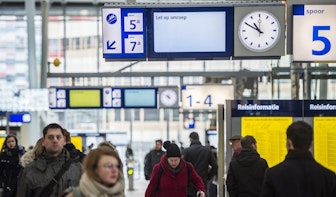 Nieuwe omroep op station Utrecht Centraal: ‘Loop je even door’