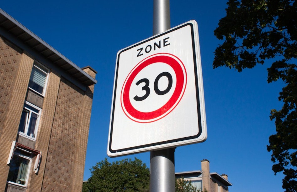Maximumsnelheid op ruim 220 Utrechtse straten terug naar 30 km/h