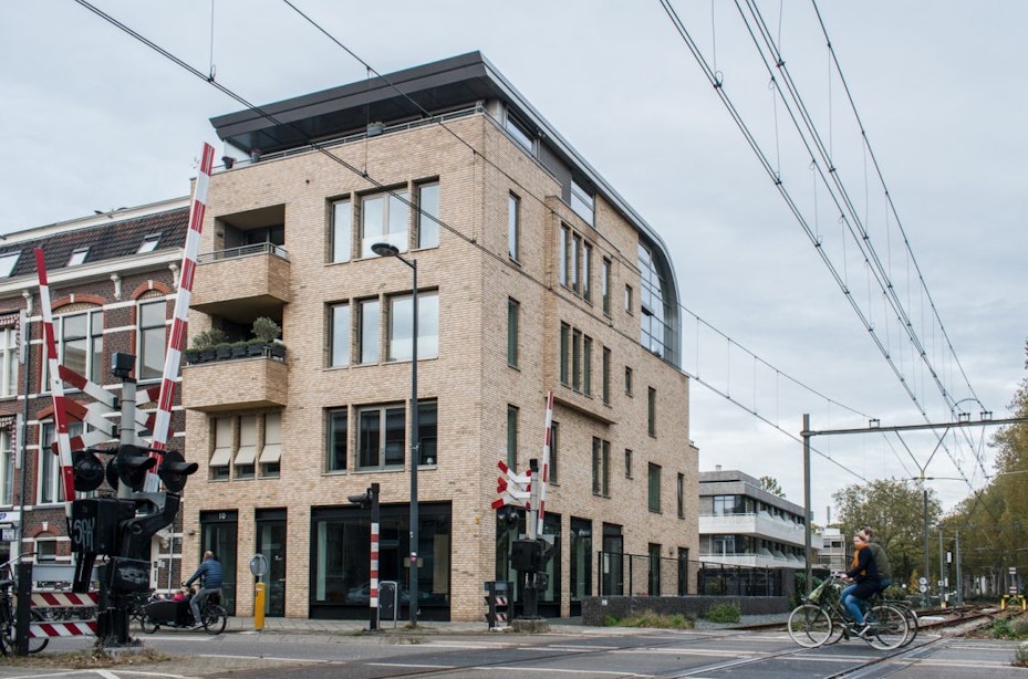 Oud-medewerkers Strand West openen interieurwinkel Burgemeester Reigerstraat