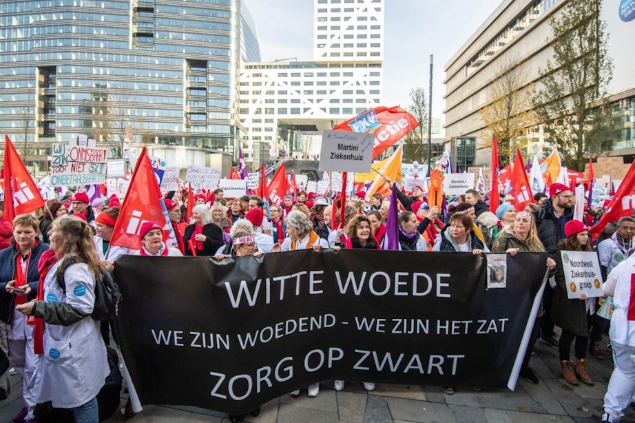 Grote staking ziekenhuispersoneel in Utrecht: ‘Wij zijn goud waard’