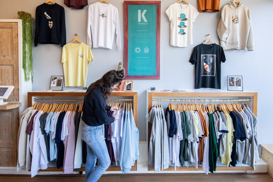 Jeugd Maar natuurlijk Op bezoek bij Katoenfabriek: 'Je kan overal t-shirtjes bestellen, maar wij  voegen een andere waarde toe' | De Utrechtse Internet Courant