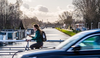 Gemeente Utrecht koopt woonboten op om bruggen over Merwedekanaal mogelijk te maken   