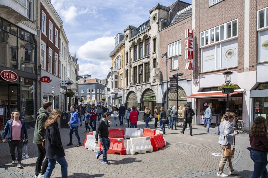 Gemeente Utrecht benadrukt: ‘Horeca en bewoners moeten zich aan coronamaatregelen houden’