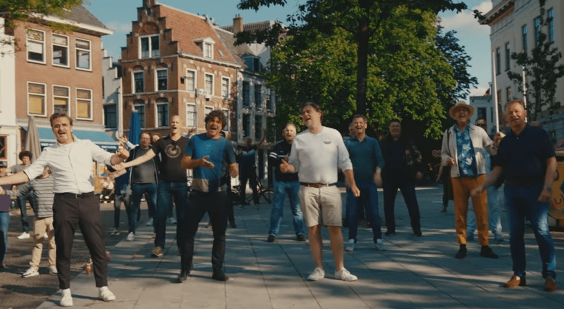 Ruim 50 Utrechtse horecaondernemers maken videoclip om heropening te vieren