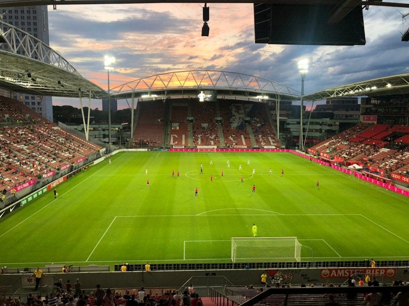 Eerste wedstrijd FC Utrecht met publiek is een succes