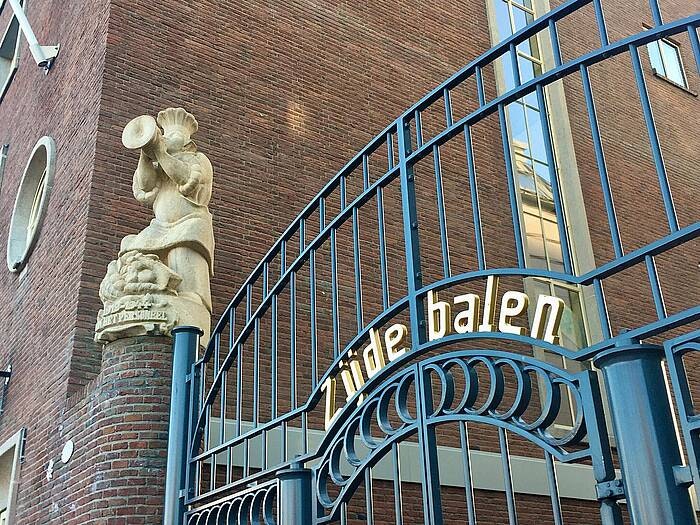 Terugkeer bakkersbeeldje symboliseert voltooiing nieuwbouwbuurt Zijdebalen in Utrecht