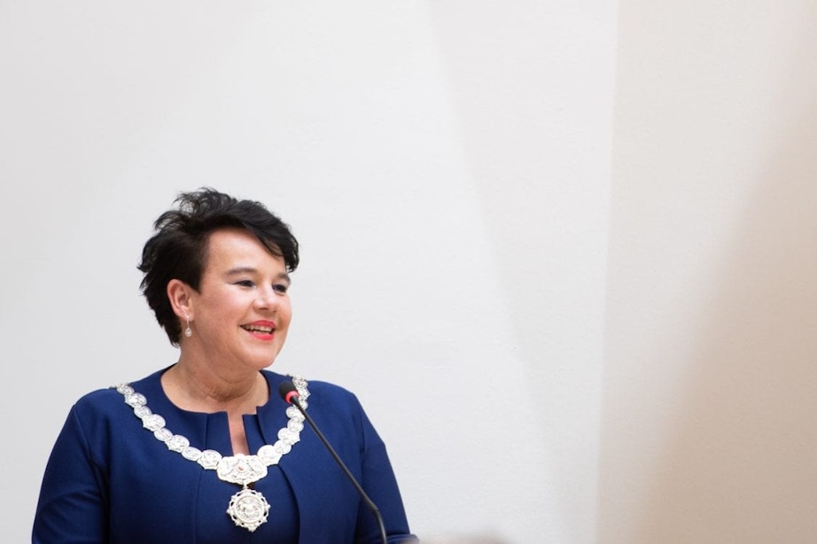 Utrechtse burgemeester Sharon Dijksma weer uit quarantaine